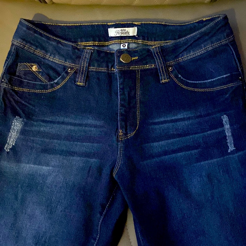 💙👑Royalty for Me Booty jeans💙👑